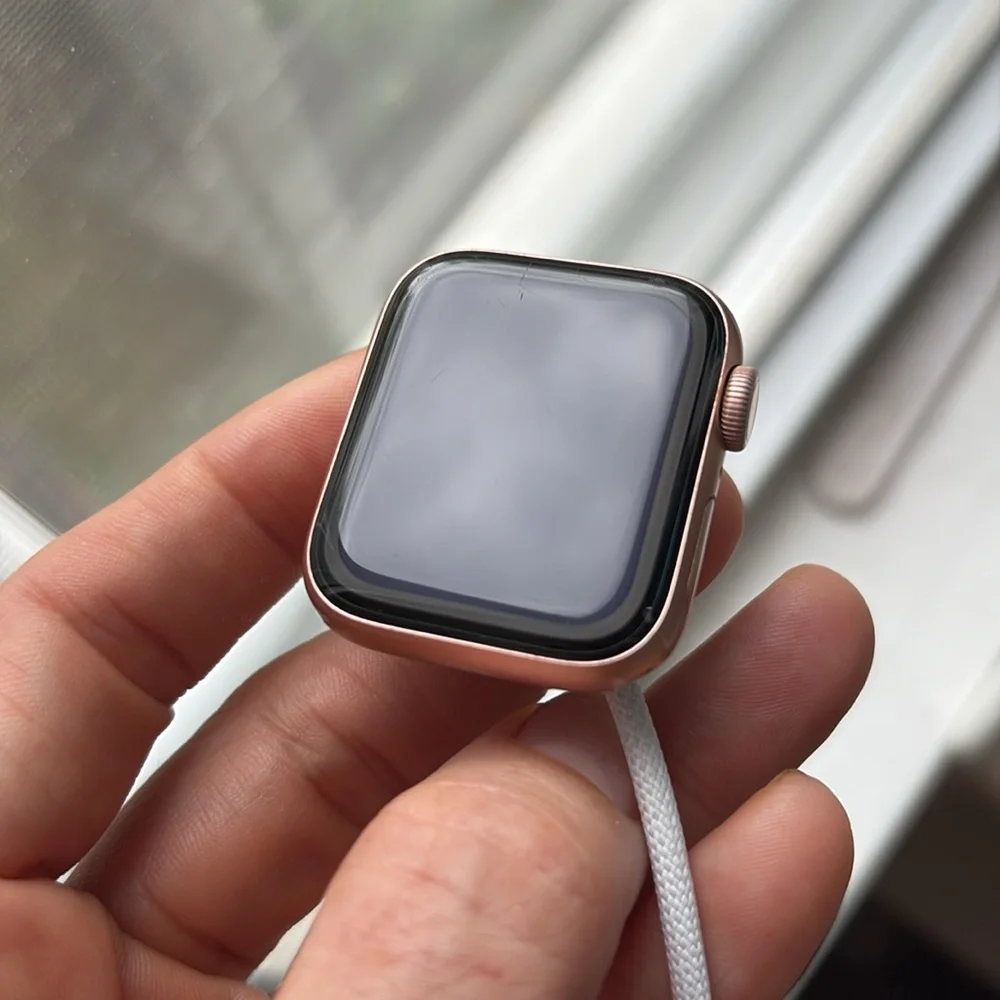 Apple Watch Series 5 40mm GPS - Picture 5 of 15